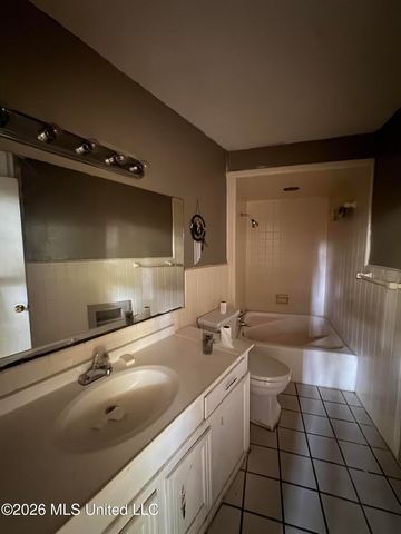 1769 Cheswood Drive, Jackson, MS 39204