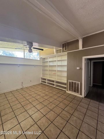 1769 Cheswood Drive, Jackson, MS 39204
