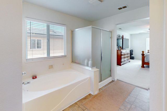 1720 Hicks Ave, Olivehurst, CA 95961