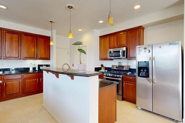 1720 Hicks Ave, Olivehurst, CA 95961