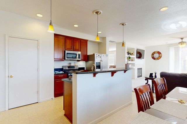 1720 Hicks Ave, Olivehurst, CA 95961