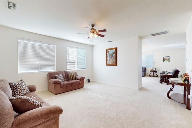 1720 Hicks Ave, Olivehurst, CA 95961