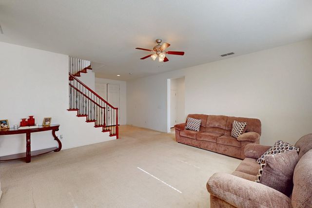 1720 Hicks Ave, Olivehurst, CA 95961