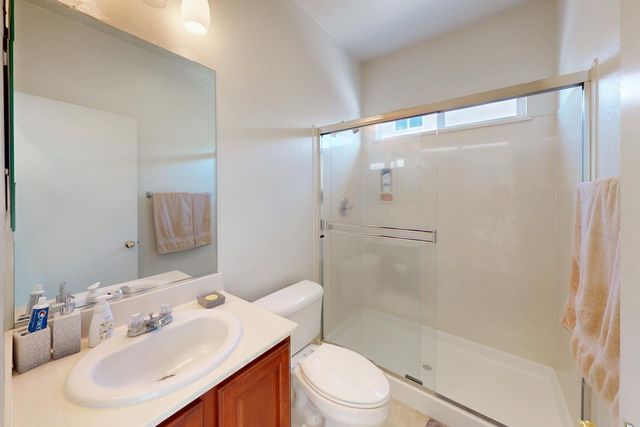 1720 Hicks Ave, Olivehurst, CA 95961