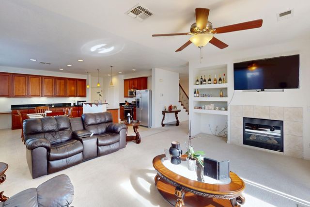 1720 Hicks Ave, Olivehurst, CA 95961