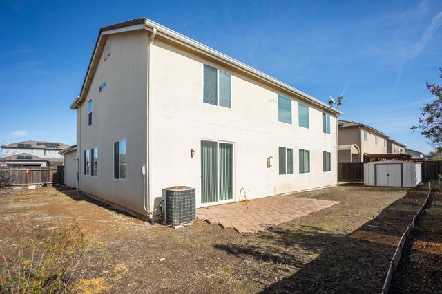 1720 Hicks Ave, Olivehurst, CA 95961