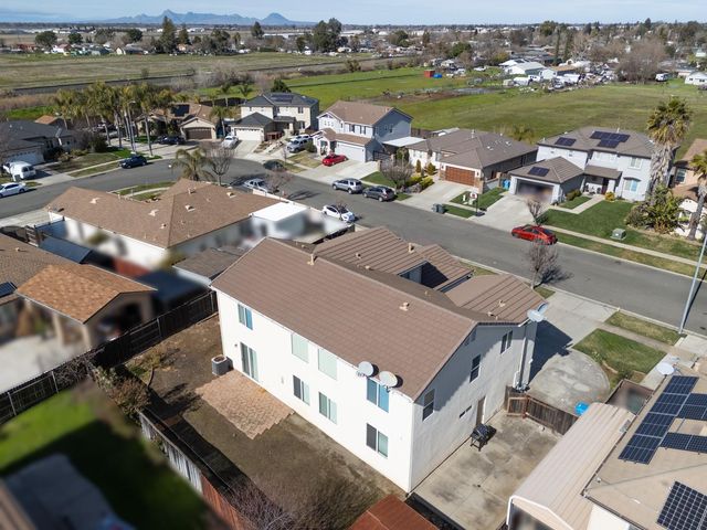 1720 Hicks Ave, Olivehurst, CA 95961