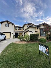 1720 Hicks Ave, Olivehurst, CA 95961