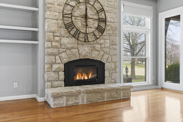 4210 Greenbriar Drive, Nixa, MO 65714