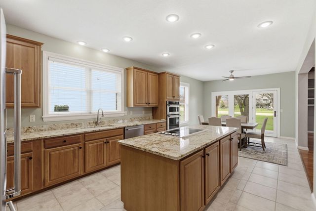 4210 Greenbriar Drive, Nixa, MO 65714