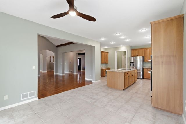 4210 Greenbriar Drive, Nixa, MO 65714