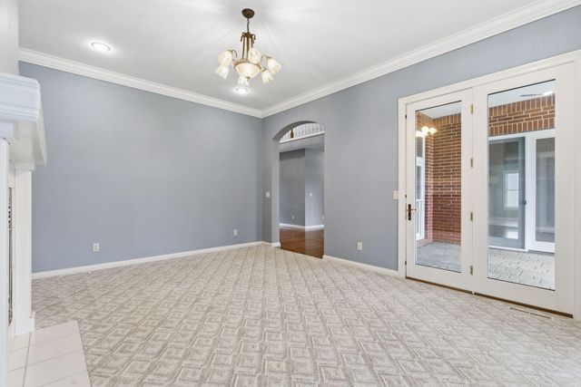 4210 Greenbriar Drive, Nixa, MO 65714