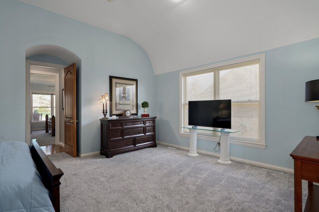 4210 Greenbriar Drive, Nixa, MO 65714