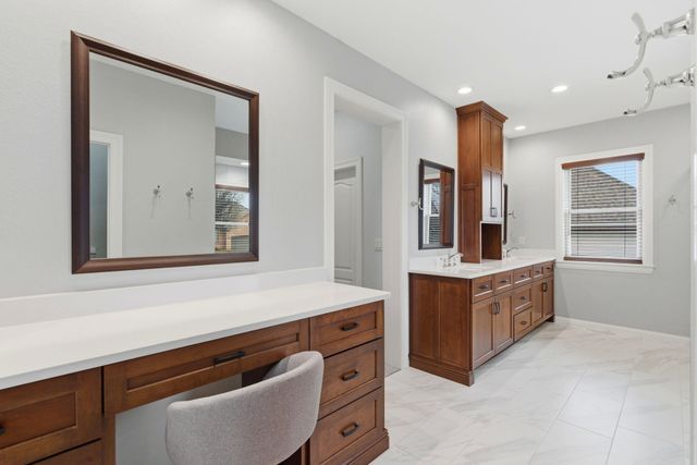 4210 Greenbriar Drive, Nixa, MO 65714