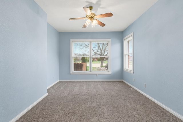 4210 Greenbriar Drive, Nixa, MO 65714