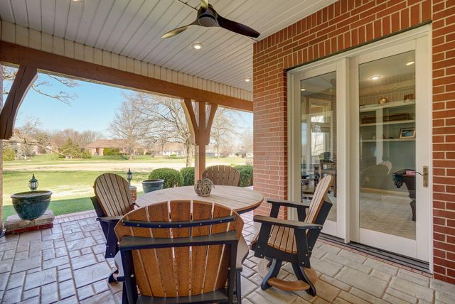 4210 Greenbriar Drive, Nixa, MO 65714