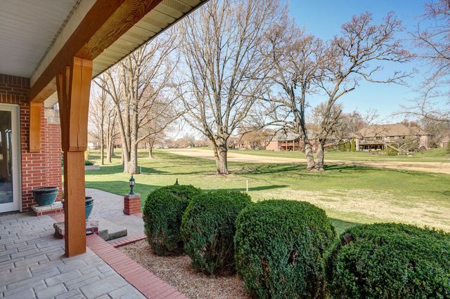 4210 Greenbriar Drive, Nixa, MO 65714