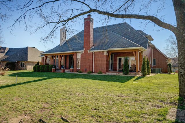 4210 Greenbriar Drive, Nixa, MO 65714