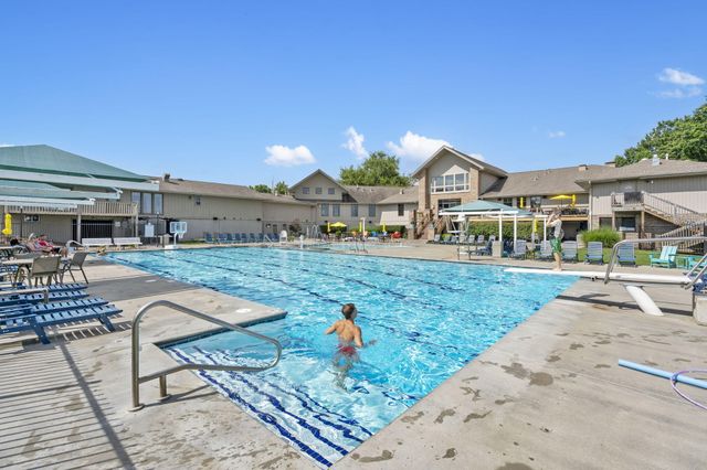 4210 Greenbriar Drive, Nixa, MO 65714