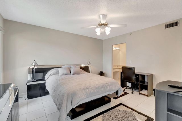 280 NW 67th Street B207, Boca Raton, FL 33487