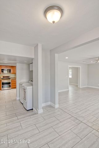 745 N Richey Boulevard, Tucson, AZ 85716