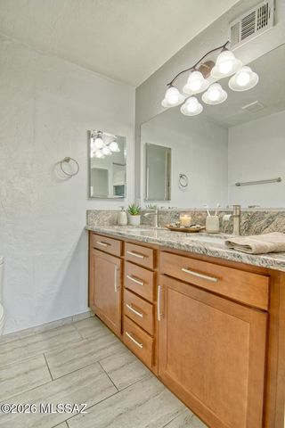 745 N Richey Boulevard, Tucson, AZ 85716
