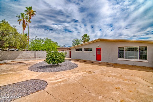 745 N Richey Boulevard, Tucson, AZ 85716