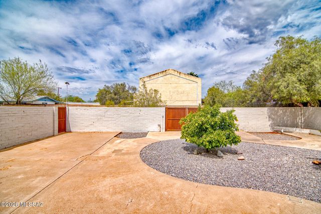 745 N Richey Boulevard, Tucson, AZ 85716
