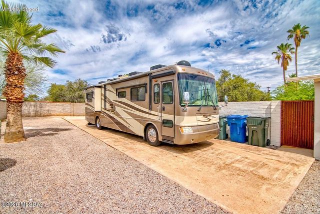 745 N Richey Boulevard, Tucson, AZ 85716