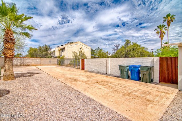 745 N Richey Boulevard, Tucson, AZ 85716