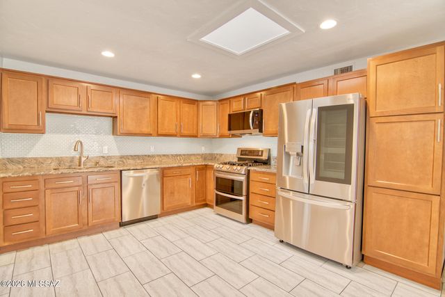 745 N Richey Boulevard, Tucson, AZ 85716