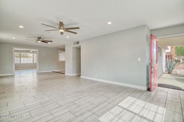 745 N Richey Boulevard, Tucson, AZ 85716