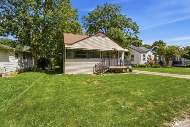29305 Van Riper Street, Flat Rock, MI 48134