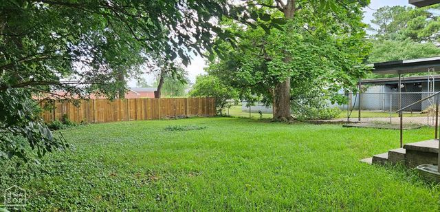 528 E Lake, Paragould, AR 72450