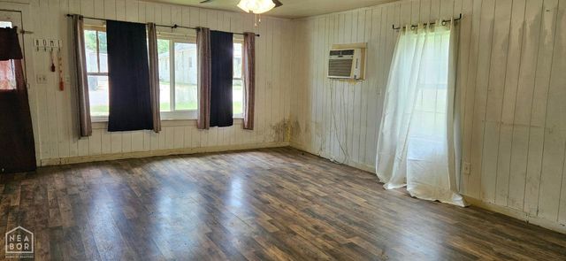 528 E Lake, Paragould, AR 72450