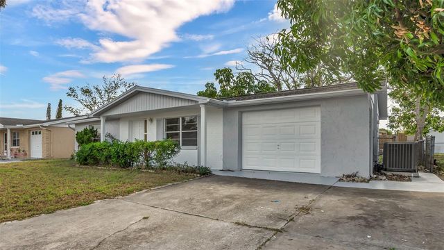 7124 PARROT DRIVE, Port Richey, FL 34668