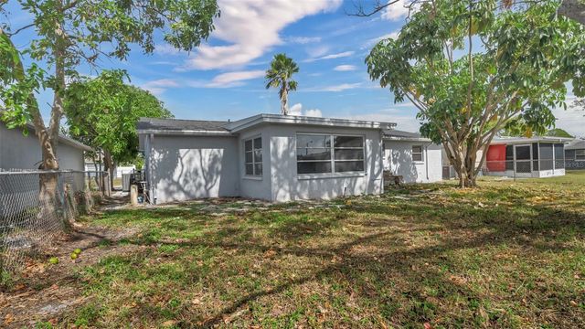 7124 PARROT DRIVE, Port Richey, FL 34668