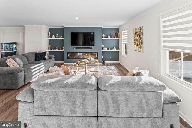 600 CARTWELL DR, Stafford, VA 22554