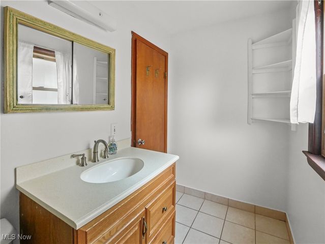 13532 Elbur Lane, Lakewood, OH 44107