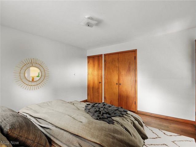 13532 Elbur Lane, Lakewood, OH 44107