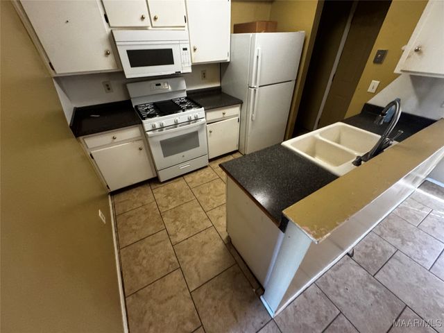 127 BRIARBROOK Drive, Montgomery, AL 36110