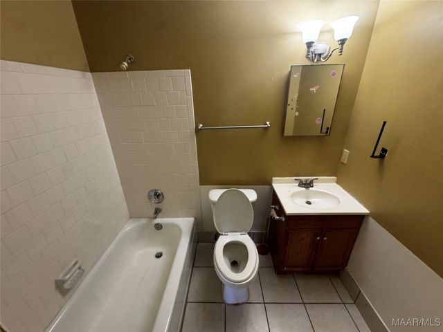 127 BRIARBROOK Drive, Montgomery, AL 36110