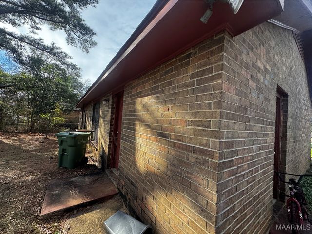 127 BRIARBROOK Drive, Montgomery, AL 36110