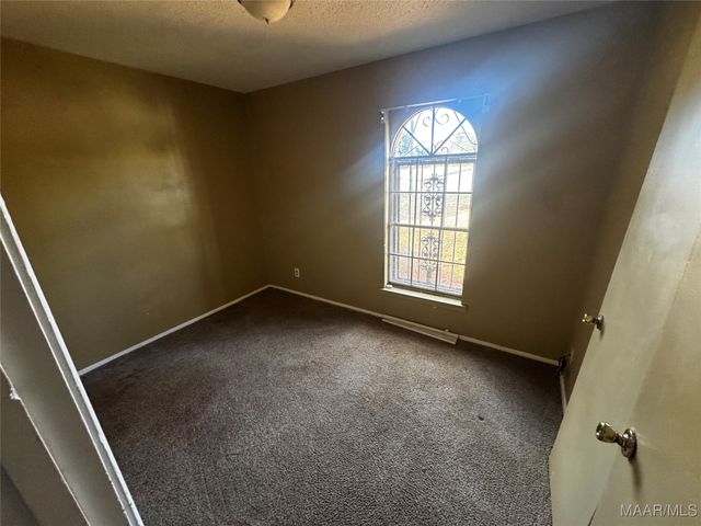 127 BRIARBROOK Drive, Montgomery, AL 36110