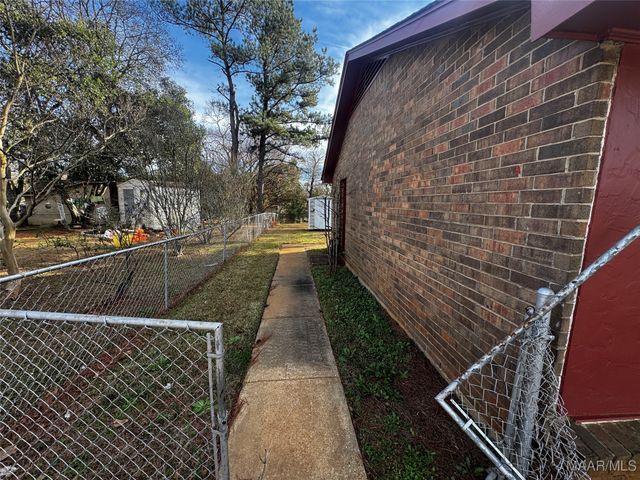 127 BRIARBROOK Drive, Montgomery, AL 36110