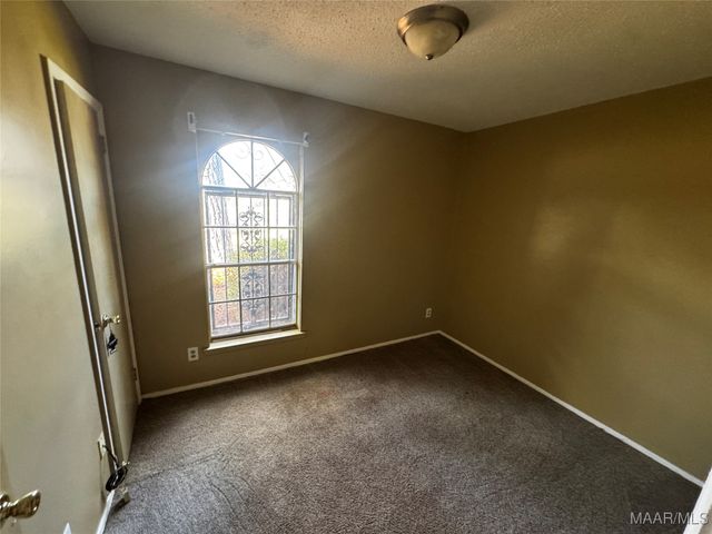 127 BRIARBROOK Drive, Montgomery, AL 36110