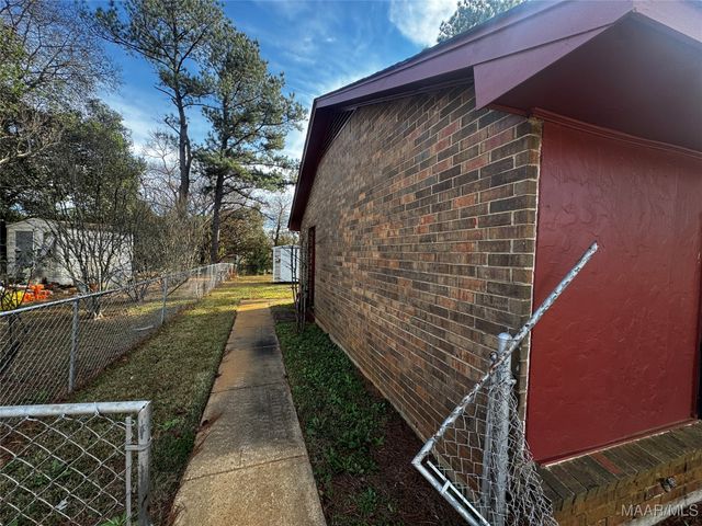 127 BRIARBROOK Drive, Montgomery, AL 36110