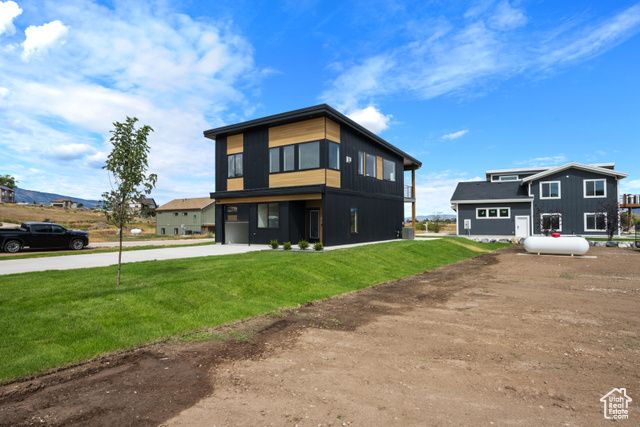 2956 S COUNTRY CLUB DR, Garden City, UT 84028