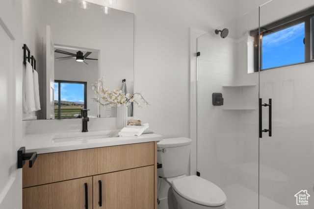 2956 S COUNTRY CLUB DR, Garden City, UT 84028