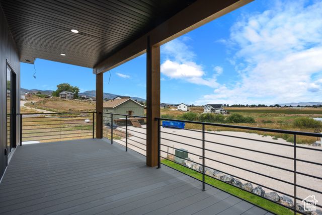 2956 S COUNTRY CLUB DR, Garden City, UT 84028